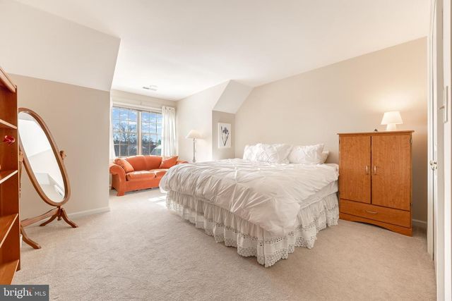 1312 CHESTNUT RIDGE DR, State College, PA 16803