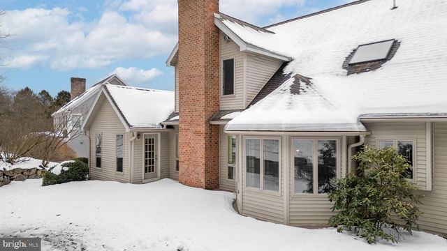 1312 CHESTNUT RIDGE DR, State College, PA 16803