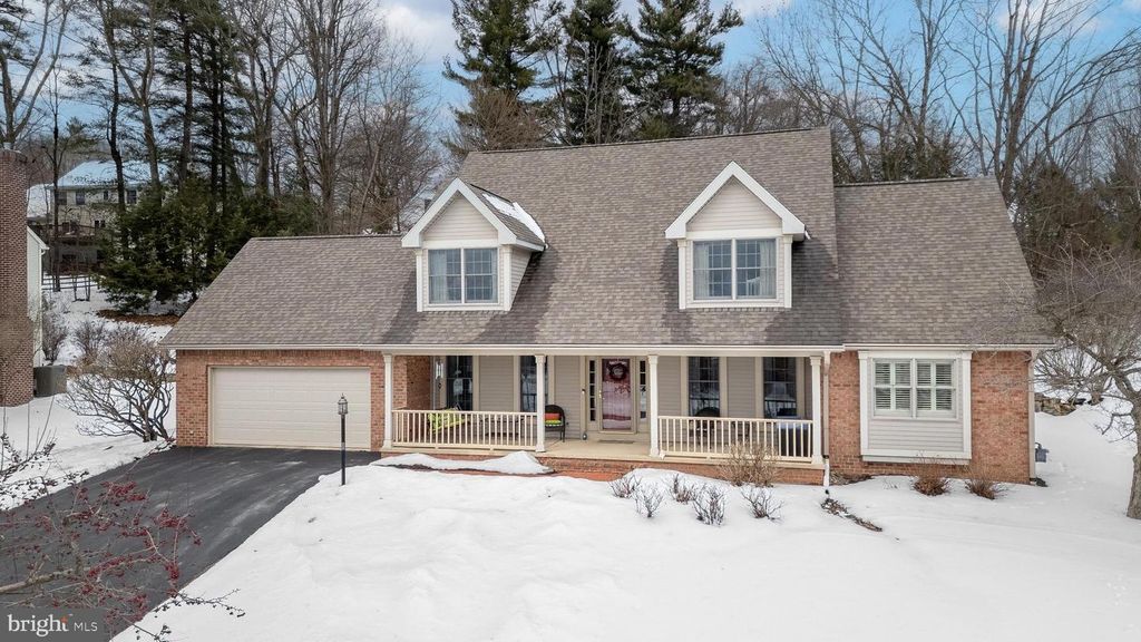 1312 CHESTNUT RIDGE DR, State College, PA 16803