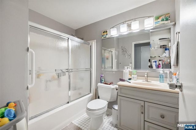 320 Anderson Avenue 2A, Fairview, NJ 07022