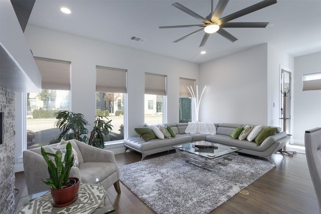 1578 E Cityline Drive, Richardson, TX 75082