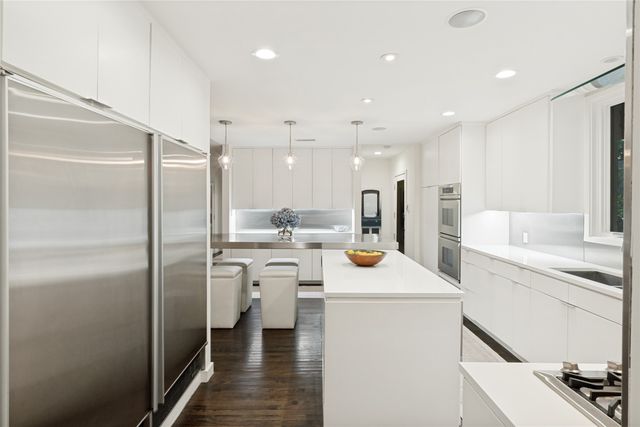 5210 Edmondson Avenue, Dallas, TX 75209
