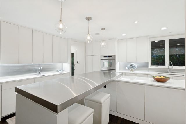 5210 Edmondson Avenue, Dallas, TX 75209