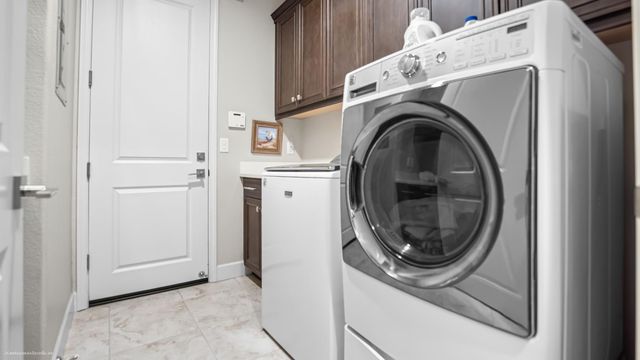 2731 Dazzler St, Lodi, CA 95242