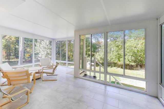 405 Windham Trail, Carpentersville, IL 60110