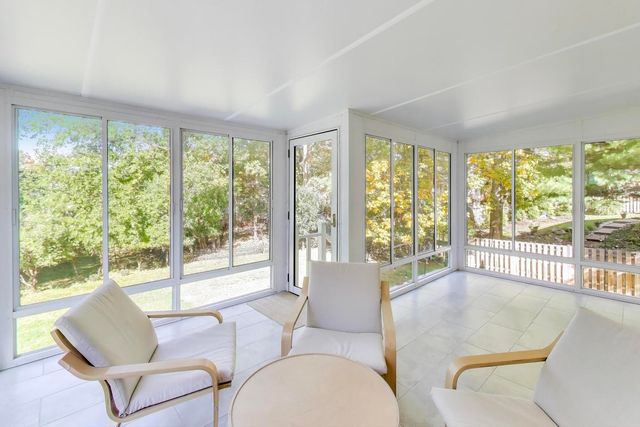 405 Windham Trail, Carpentersville, IL 60110