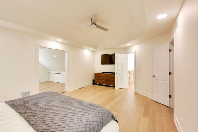 405 Windham Trail, Carpentersville, IL 60110