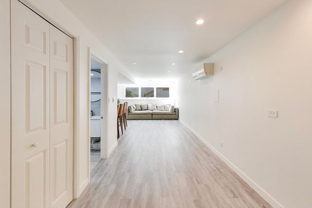 405 Windham Trail, Carpentersville, IL 60110