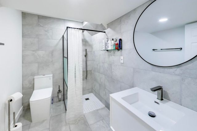 405 Windham Trail, Carpentersville, IL 60110