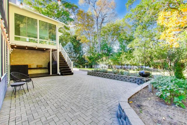 405 Windham Trail, Carpentersville, IL 60110