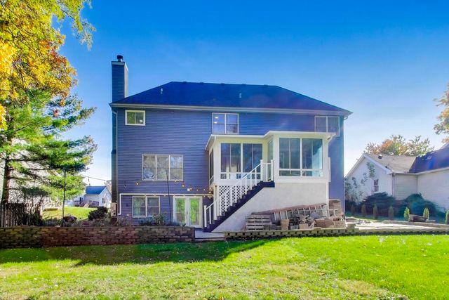 405 Windham Trail, Carpentersville, IL 60110