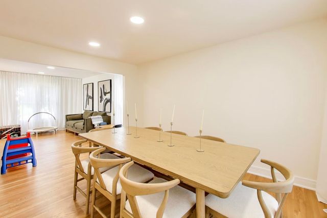 405 Windham Trail, Carpentersville, IL 60110