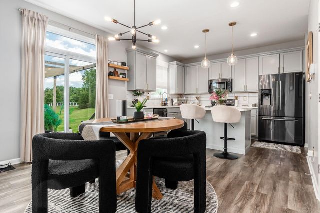 7036 Cannon Drive, Canal Winchester, OH 43110