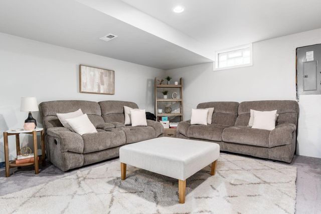 7036 Cannon Drive, Canal Winchester, OH 43110
