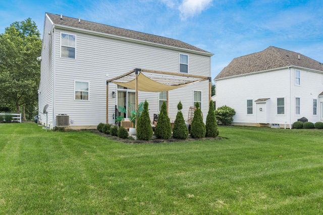 7036 Cannon Drive, Canal Winchester, OH 43110