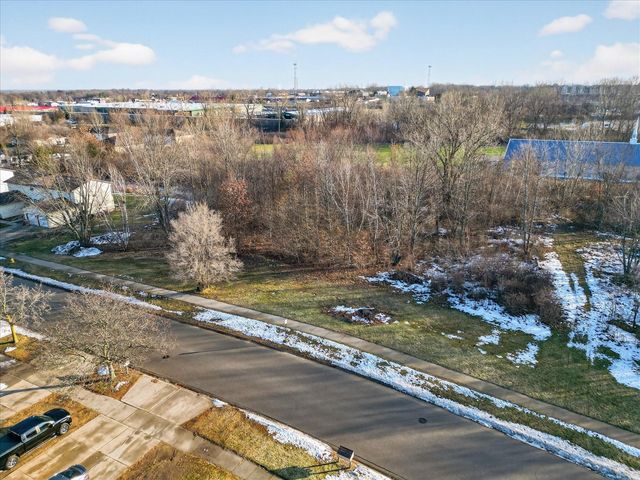 551 Century Lane, Holland, MI 49423