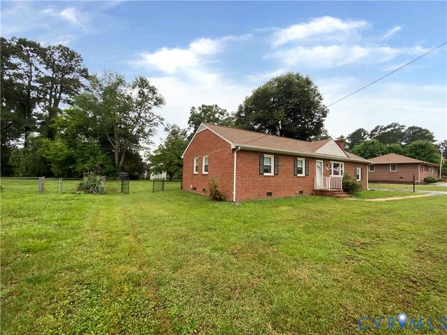8337 Burnside Dr, Mechanicsville, VA 23116