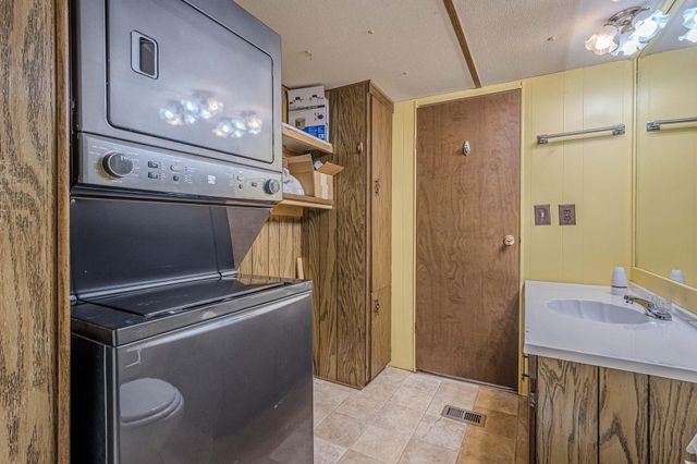 3251 E Rd Lot 22, Clifton, CO 81520