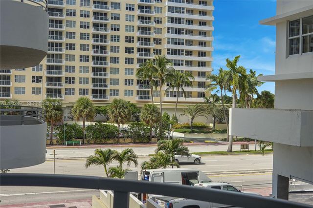 5555 Collins Ave 3C, Miami Beach, FL 33140