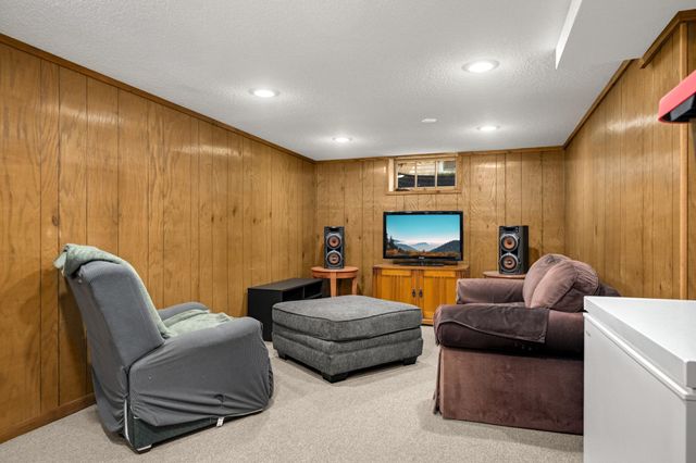 7134 Knox Avenue S, Richfield, MN 55423