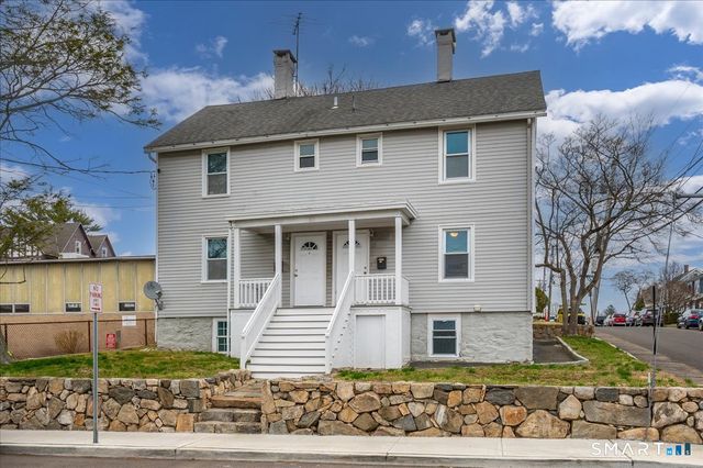 38 Soundview Avenue B, Stamford, CT 06902