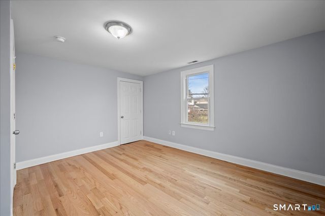 38 Soundview Avenue B, Stamford, CT 06902