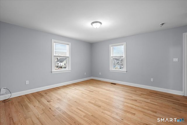 38 Soundview Avenue B, Stamford, CT 06902