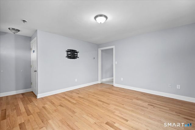 38 Soundview Avenue B, Stamford, CT 06902