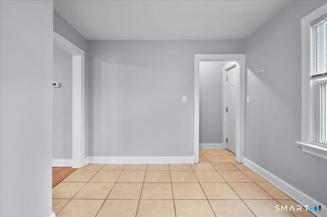 38 Soundview Avenue B, Stamford, CT 06902