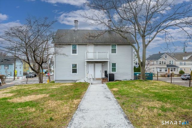 38 Soundview Avenue B, Stamford, CT 06902