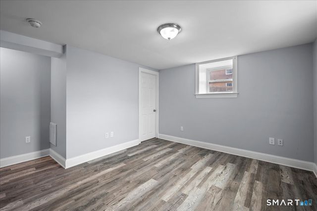 38 Soundview Avenue B, Stamford, CT 06902