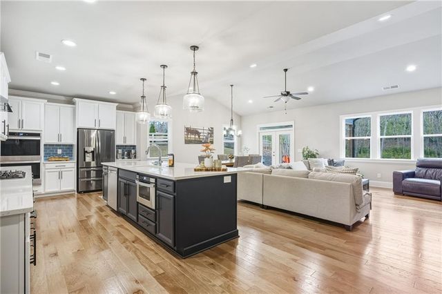 265 Fountain Oak Way, Canton, GA 30114