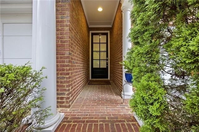 7310 Lowery Oak Drive, Roswell, GA 30075