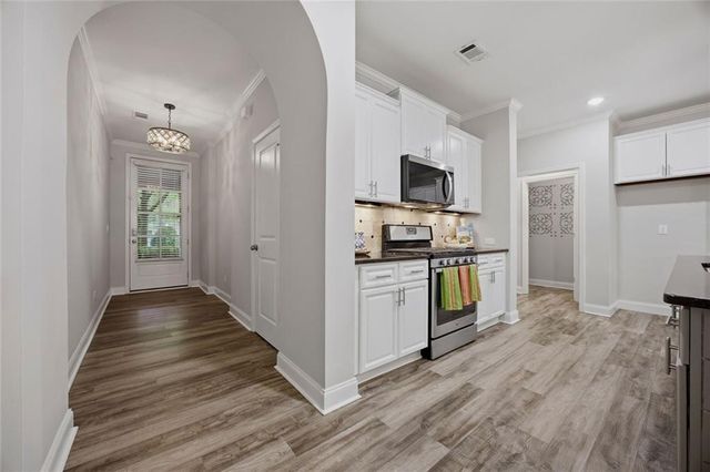 7310 Lowery Oak Drive, Roswell, GA 30075