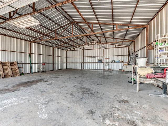 332939 E 1020 Road, Harrah, OK 73045