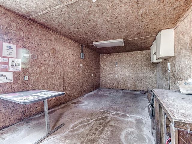 332939 E 1020 Road, Harrah, OK 73045