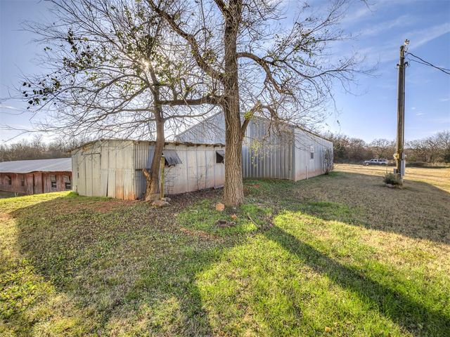 332939 E 1020 Road, Harrah, OK 73045