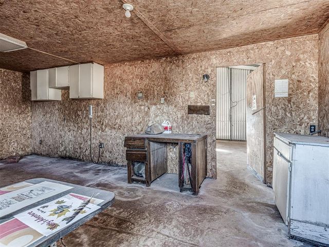 332939 E 1020 Road, Harrah, OK 73045