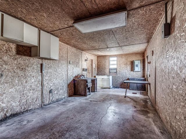 332939 E 1020 Road, Harrah, OK 73045