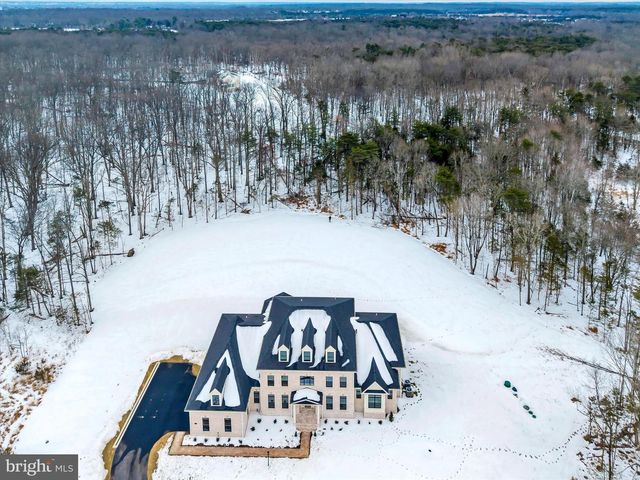 4627 FAIRFAX MANOR CT, Chantilly, VA 20151