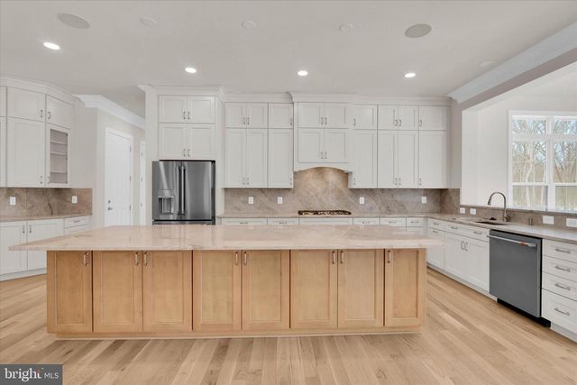 4627 FAIRFAX MANOR CT, Chantilly, VA 20151