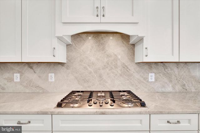 4627 FAIRFAX MANOR CT, Chantilly, VA 20151