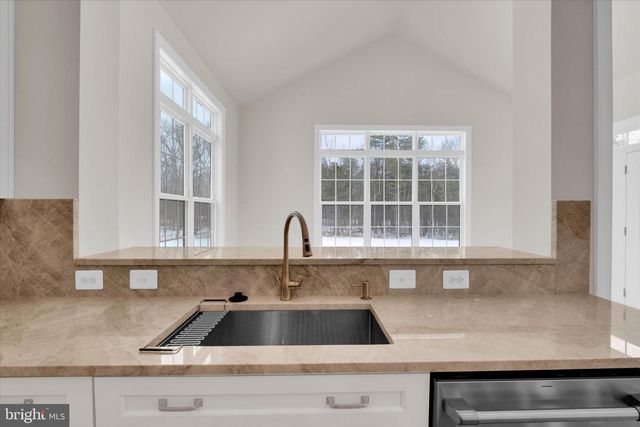 4627 FAIRFAX MANOR CT, Chantilly, VA 20151