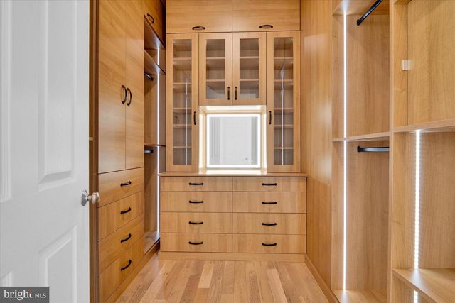 4627 FAIRFAX MANOR CT, Chantilly, VA 20151