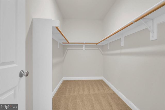 4627 FAIRFAX MANOR CT, Chantilly, VA 20151