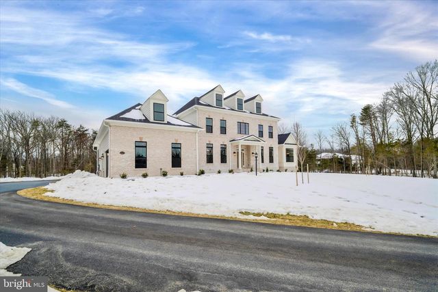 4627 FAIRFAX MANOR CT, Chantilly, VA 20151