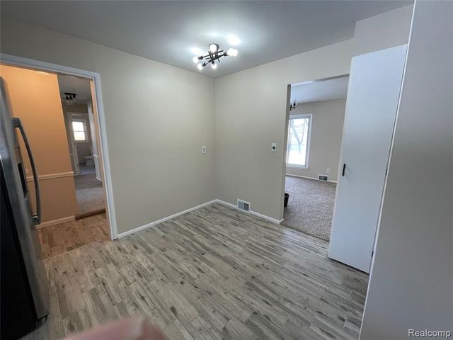 31335 Rayburn Street, Livonia, MI 48154