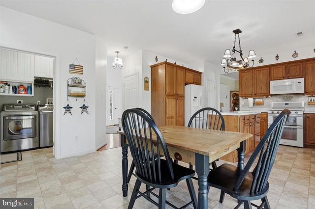 806 GENERALS DR, Norristown, PA 19403