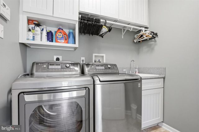 806 GENERALS DR, Norristown, PA 19403