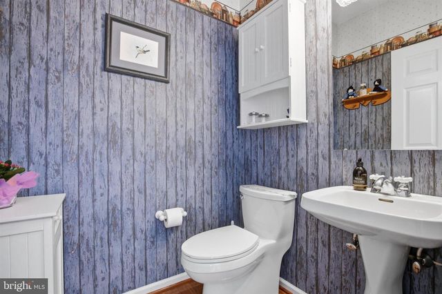 806 GENERALS DR, Norristown, PA 19403